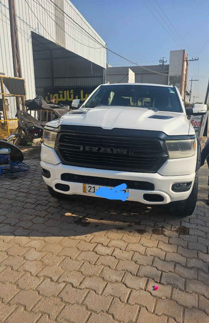 للبيع رام موصفات اسبورت موديل ٢٠٢١ سياره طابه كلين صار بيه شبرين صبغ بدون دواخل رقم وسنويه جديده سياره مكينة 8 سلندر بنزين +محور غاز سياره جديده سعره مناسب اتصل على رقم صاحب سياره اني مكلف بنشر ***********
