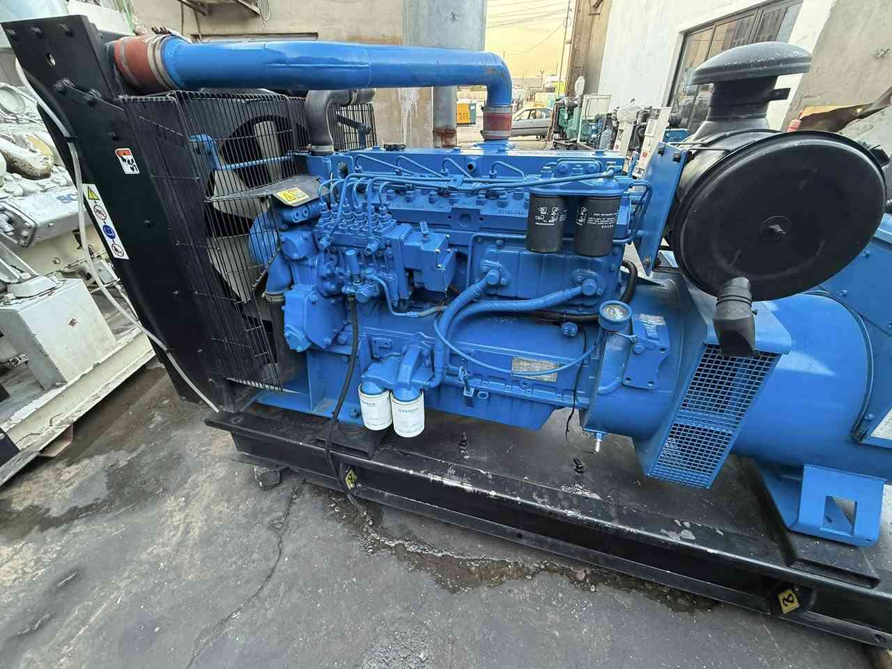 السلام عليكم
بيركنز 6 سلندر سوبر كولر 
150Kva 
السعر. 7500$ وبيها مجال 
ساعات اقل 1000 ساعه 
نظام اوتو حمايه فول اوتماتيك
وضع بلاد شركة  
أربيل صناعه جنوبيه 
نظام اوتو حمايه فول اوتماتيك
وضع بلاد شركة  
🚚يوجد توصيل الى جميع المحافظات وبضمان🚚
🚚كياندن هةية بو هةموو شاركان بةكرينتى🚚
 للاستفسار:
 ابو علي 
***********
***********
***********
