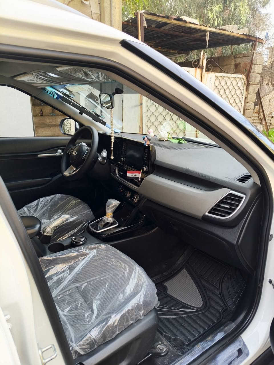 السلام عليكم كيا سليتوس كلين بدون ضرر ماشية 72 موديل 21 رقم ارييل فول واحد على واحد  محرك 16 دوش رجاءا فقط الشاري يتصل السعر 170 (***********) بي واتساب الموصل
