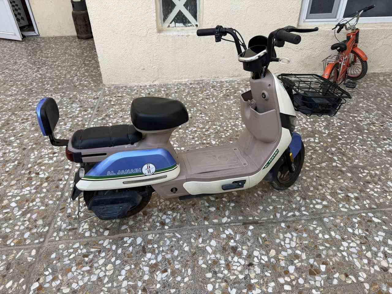 للبيع 350


**إذا كنت صاحب هذا الإعلان وتريد حذفه لأي سبب، رجاءا أرسل رسالة إلى الدعم الفني**