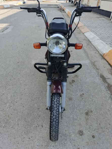 دراجه للبيع نظيفه خير من الله سعر 950 بيها مجال للطيبين مكان ديالى رقم 📱 هاتف ***********
