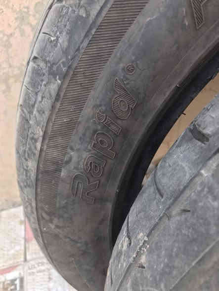 السلام عليكم 
زوج تايرات ١٦ نوع راپد انتاج ٢٣ بدون ضرر او فتيله
السعر ٢٠ الف 
توصيل موجود
***********
