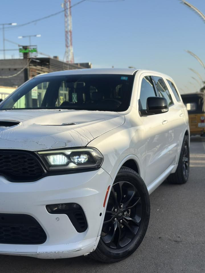 دودج دورنكو Rt 2022
حجم المحرك :(V8 (5700L
اللون: ابيض
السياره نظيفه دهن موبر وكالة .
عداد المسافة :58mi  
الحادث : كولش حلو وبسيط بدون دواخل بنيد وجاملغ السايق 

المواصفات فول 1/1
تشغيل عن بعد
شاشة جبيرة فول تحكم ابل كار بلي /اندرويد اتو 
سماعات نظام صوت من Boos
مقعد السائق خزن 
رادار امامي ( تثبيت مسار مع مانع تصادم )
رادار جانبي ( نقطة عمياء )
مانع تصادم 
اوتو ستوب
تحديد مسار 
استيرين هيتر 
تحكم استيرن كهرباء 
كامرة خلفية دواره
كشنات تدفئة وتبريد
ويل كب حجم 20 كروم
شفتات استيرين 
نظام قيادة سبورت 
ستيرن رياضي على شكل حرف D مع تدفئة
ثلاث وضعيات للقيادة سبورت نورمال ايكو 
كشنات تحكم كهرباء
كشنات الخلفيه سياخي منفصل vip
شفتات ستيرن
دخول ذكي بصمة أبواب
صندوك كهربائي 
حساسات خلفية 
مراة جانبية هيتر
وضعيات قيادة سبورت وايكو
شاشة ابل كار بلي واندرويد اوتو 
اوتو ستارت ستوب 
تشغيل عن بعد 
لايتات زينون وكالة
بلوجكتر زينون
بصمة ابواب 
تبريد 3 قطع مركزي. 

مكان السيارة ديالى بعقوبه

صور الحادث ورقم الشاصي ادخل خاص وتدلل

(رقم بغداد )بأسمي 

ملاحضه :السياره امفوله ولنظافه احلى من المواصفات والصور  ***********
