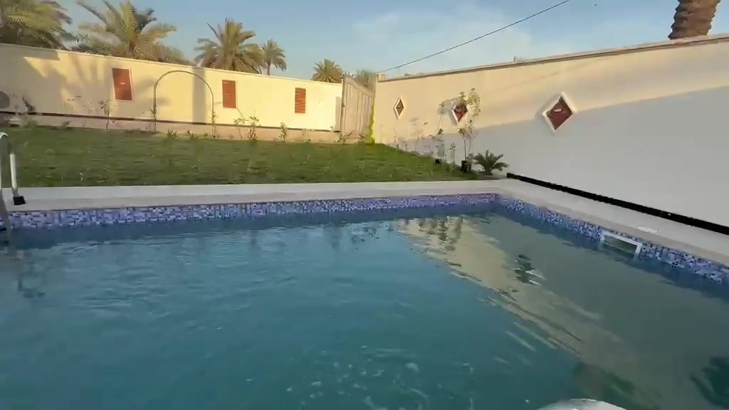 *_📌 مزرعة  ريف اهلنة 🏡🏝️
متعتك و راحتك بمكان واحد 😊_*

ودك تغير جو مع العائلة أو الأصدقاء؟ مزرعة توفرلك كل وسائل الراحة والترفيه بمكان واحد وبأجواء خيالية بين النخل والمساحات الخضراء.

*🔥 مميزات المزرعة:*

🔹 مسبح كـبير ونظيف 🏊🏻  

🔹 2 غرف نوم + صالة كبيرة مكيفة بالكامل 🏘️  

🔹ومطبخ جاهزأ

🔹 مطبخ داخلي مجهز + مطبخ خارجي للشوي 🥘  

🔹 شواية سمك مع كافة ملحقاتها 🍖🍗🍢  

      متوفرة العاب ترفيهية 

       فيشة . منضدة . طائرة 

       وموثقة بتطبيق اجرلي ايضاً  

🔹 كهرباء 24 ساعة بدون انقطاع 🚨💡📺

*📍 الموقع😗 بغداد - الدورة البوعيثة - 

*📞 للحجز والاستفسار وتساب 

***********

احجز الآن واستمتع بأحلى الأوقات مع اللي تحبهم 💚

#سفرات_عائلية

#مزرعة

#شاليهات
