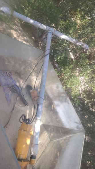 اخوان غراض مال محل سمج *********** 
شواية ضخمة استعمالها كلش قليل دفع تايرات
حوض عرض هوه الميز مالتة دفع تايرات
غطاس مال حوض جبير جاهز هوه والمنظومة
هاي مال سلفون جديدة
ميز عدد ٢
ميزان عدد ٢
العنوان زعفرانية معسكر رشيد 
الي يريد يشتري يتصل على هذا الرقم
***********
