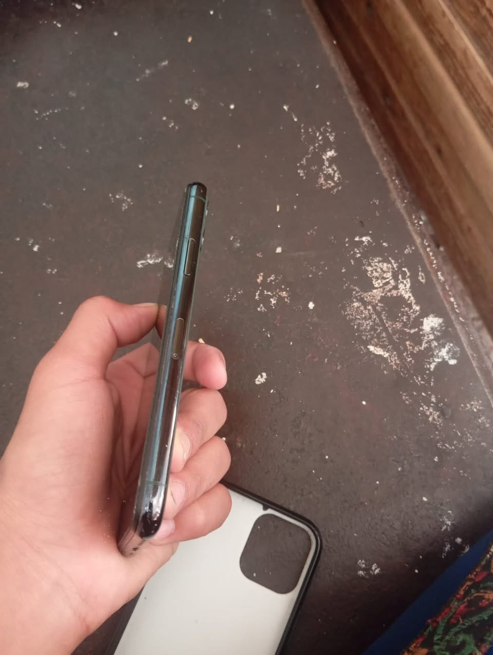 ايفون 11 برو للبيع قيم وخذ بليرضي الله جهاز نضيف مبدل شاشه اصليه 3 خيارات ومبدل بطاريه 92 الشاشه بيها فطور ولدكمه لتعلي متشتغل مكاني بغداد ***********
