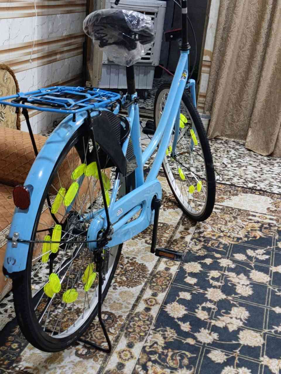 بايسكل للبيع بناتي شركه معروفه بي دي مرغوبه لون مميز سمائي موديل 2021 نقص فقط جاملغ امامي بايسكل كامل 
مكمل ابريكات شغاله كلشي شغال اتريدن هوه وغراضه ب سعر بدون غراض هم بسعر سعر 110 وبي مجال قليل بغداد الطالبيه المراسله على الخاص ورجاء المو شراي لا يراسل بدون احراج ***********
