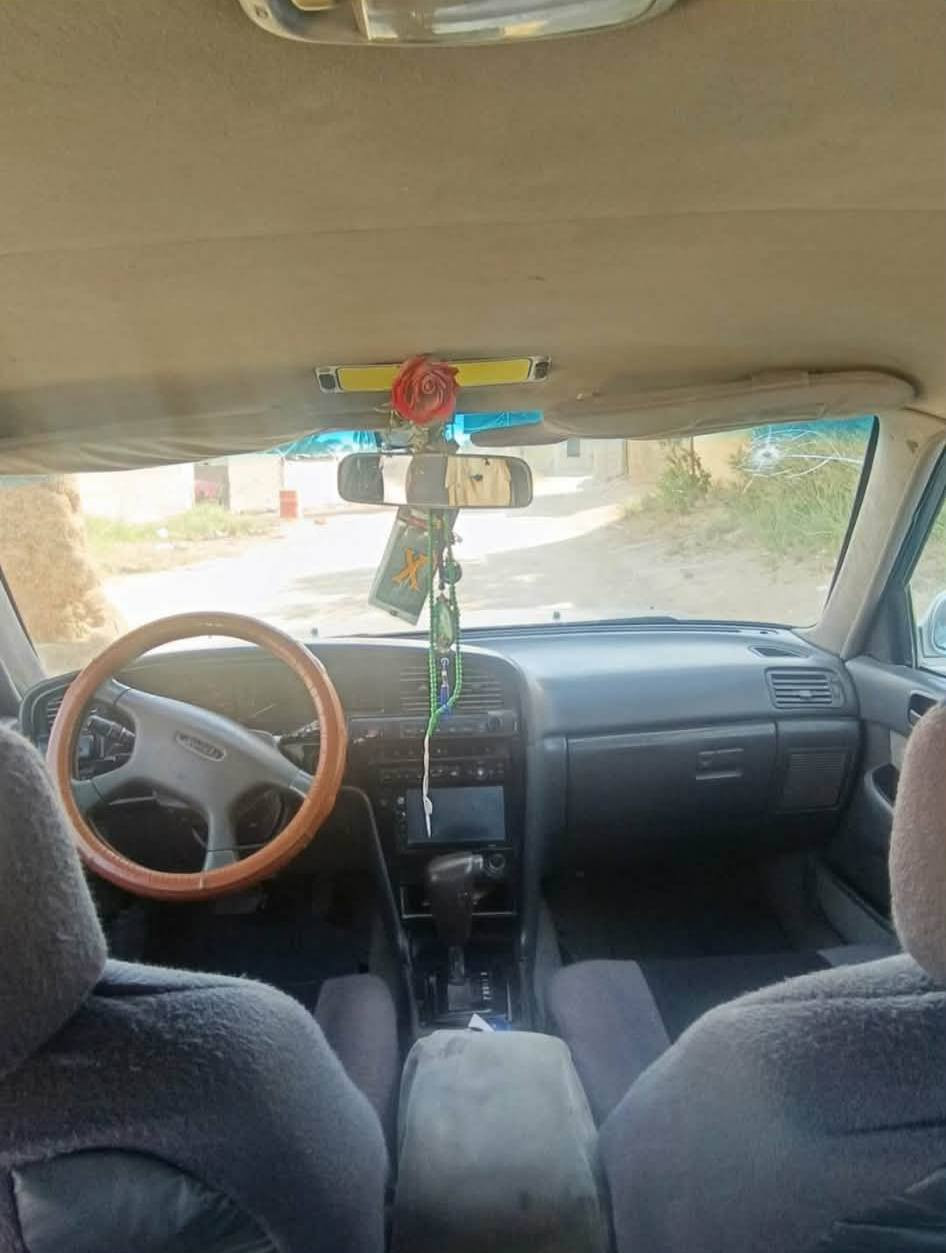 السلام عليكم للبيع (او مراوس بسياره 7 راكب حسب القناعه ) مارك تكم كربلائي السياره جاهزة من مكينه كير حداديه كهرباءيات تبريد  شغال رقم كربلاء انكليزي بسمي السياره مكفولة من الكص ونقل الجثة والرسميات مكان السياره كربلاء السعر ٥٥  وبيه مجال قليل .                                        للاستفسار ***********
