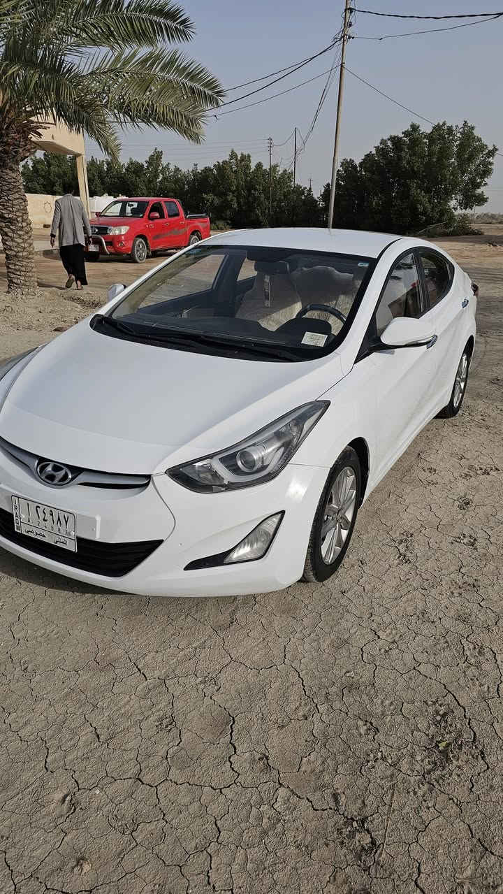 السلام عليكم النتره 16 البيع بيه جاملغ وبارد بجنطه فقط والباقي مكفول محرك كير مكان السماوه السوير رقم *********** بسمي مداور
