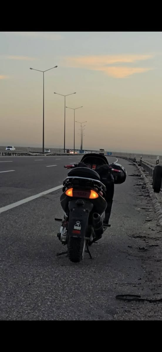 تي ماكس ٢٠٠٨ 
للبيع // ناصريه مركز 
مكينه كفاله
كفرات اصليه
كهربائيات شغال كله
تايرات توني شاده قبل سبوع
اكزوز رياضي
دشبول احمر 
كشن احمر واسود 
سيوج ٣ سكيورتي
تجوه خلفيه
لايت ناصي عالي زنون اصلي
دهن موتل الاصلي توني مبدل قبل يومين
بانزين كله محسن وسوبر العادي ما شايفته 
بيها منفيس + مكاتبه .
*********** واتس واتصال .
السعر ٢٣ وبيها مجال بسيط كلش
