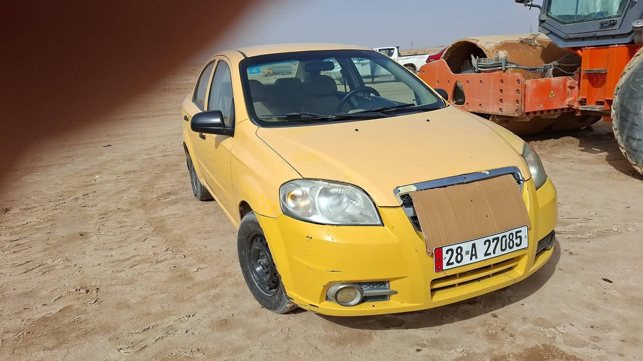 السلام عليكم افيو البيع 2010مكفوله عده بارد بيها بالباب مكينه كير حداديه تبريد كله شغال شركه مصفره مامطلوبه العنوان نجف ***********
