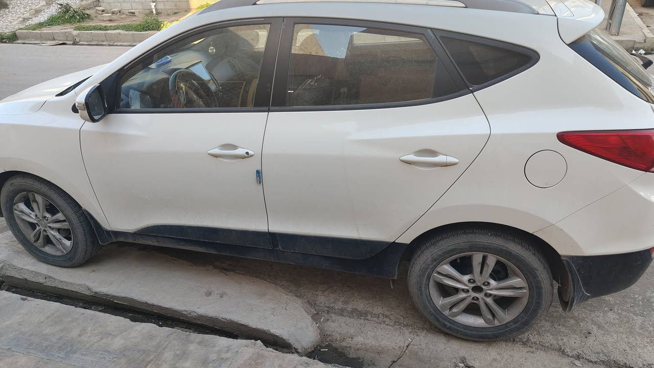 للبيع
توكسن 2011 رقم اربيل 
بيها كابون بانزين
ضرر بدون صبغ 
فقط بارد شبر باب سايق
السعر 150


**إذا كنت صاحب هذا الإعلان وتريد حذفه لأي سبب، رجاءا أرسل رسالة إلى الدعم الفني**