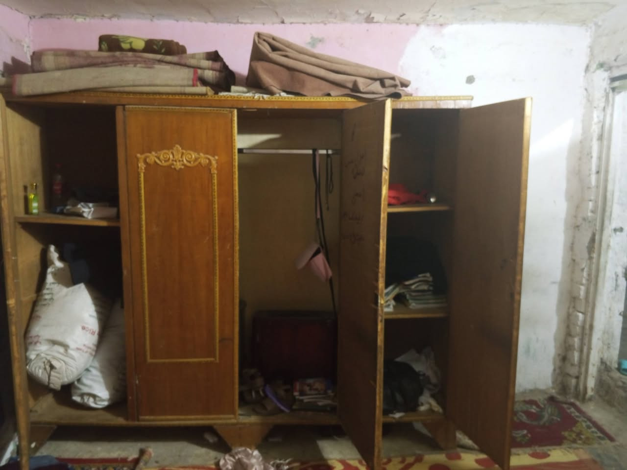 سلام عليكم  عندي هاذه  كانتور  ابو 4 بيبان  سعر 100 بي مجال رقم تصال  7823252559 عنوان ديوانيه  حيه الوحده


**إذا كنت صاحب هذا الإعلان وتريد حذفه لأي سبب، رجاءا أرسل رسالة إلى الدعم الفني**