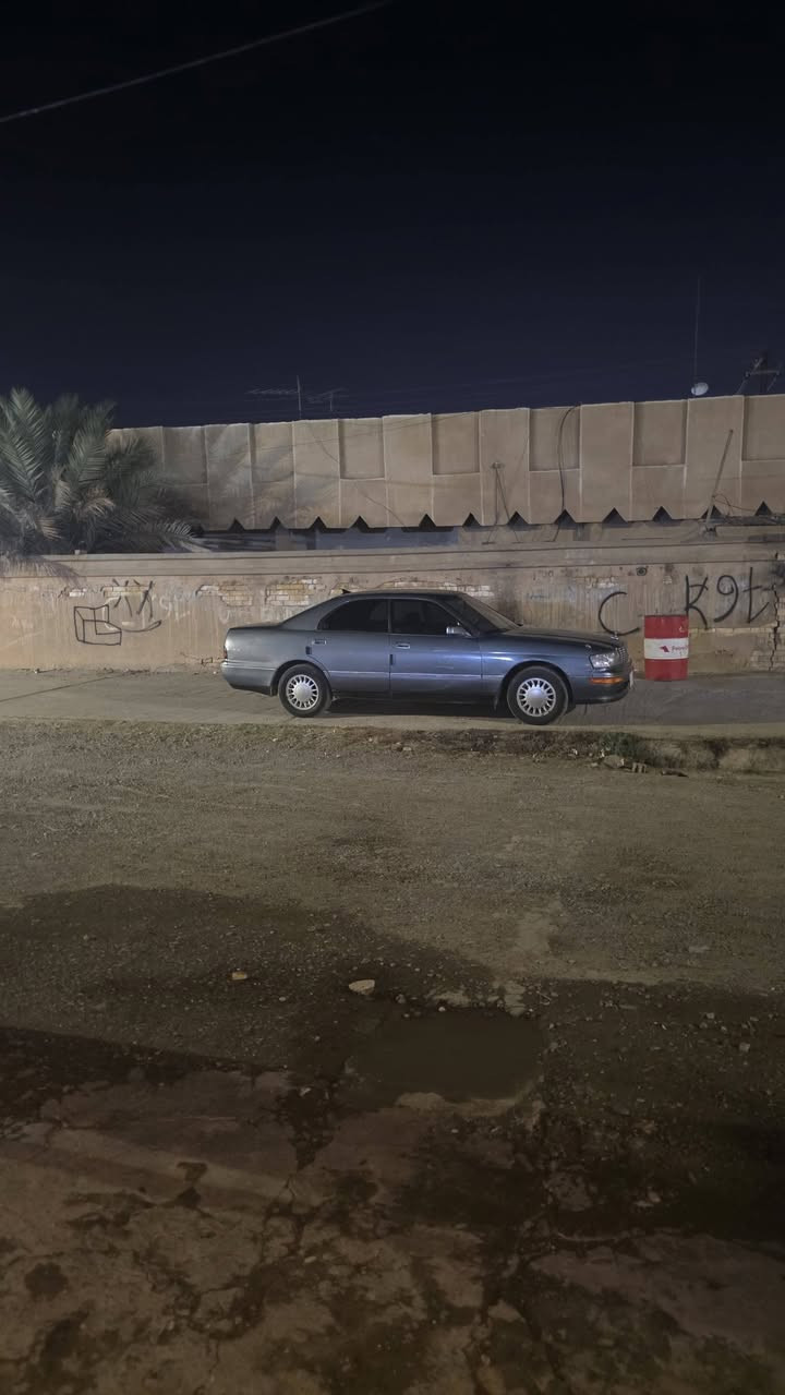 السلام عليكم بطه ٩١ محرك ٣٠٠٠ تبريد رقم صلاح الدين بسمي السعر ٤٥ بيها مجال للشراي مكاني تكريت للاتصال ***********
