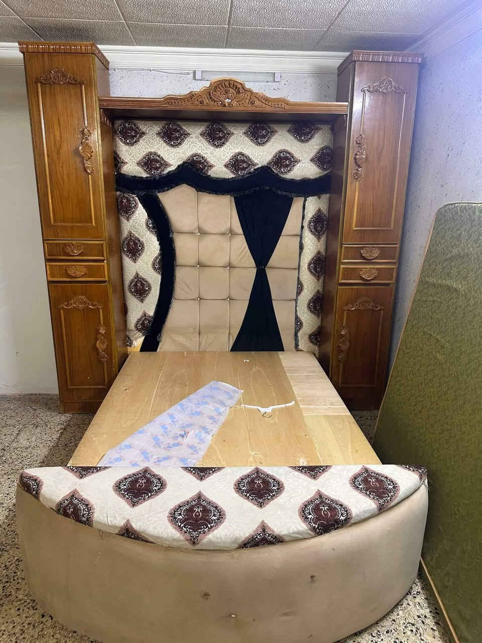 غرفة للبيع سعر ٨٠٠ وبيها مجال بيع مستعجللللللل  موصل النور


**إذا كنت صاحب هذا الإعلان وتريد حذفه لأي سبب، رجاءا أرسل رسالة إلى الدعم الفني**