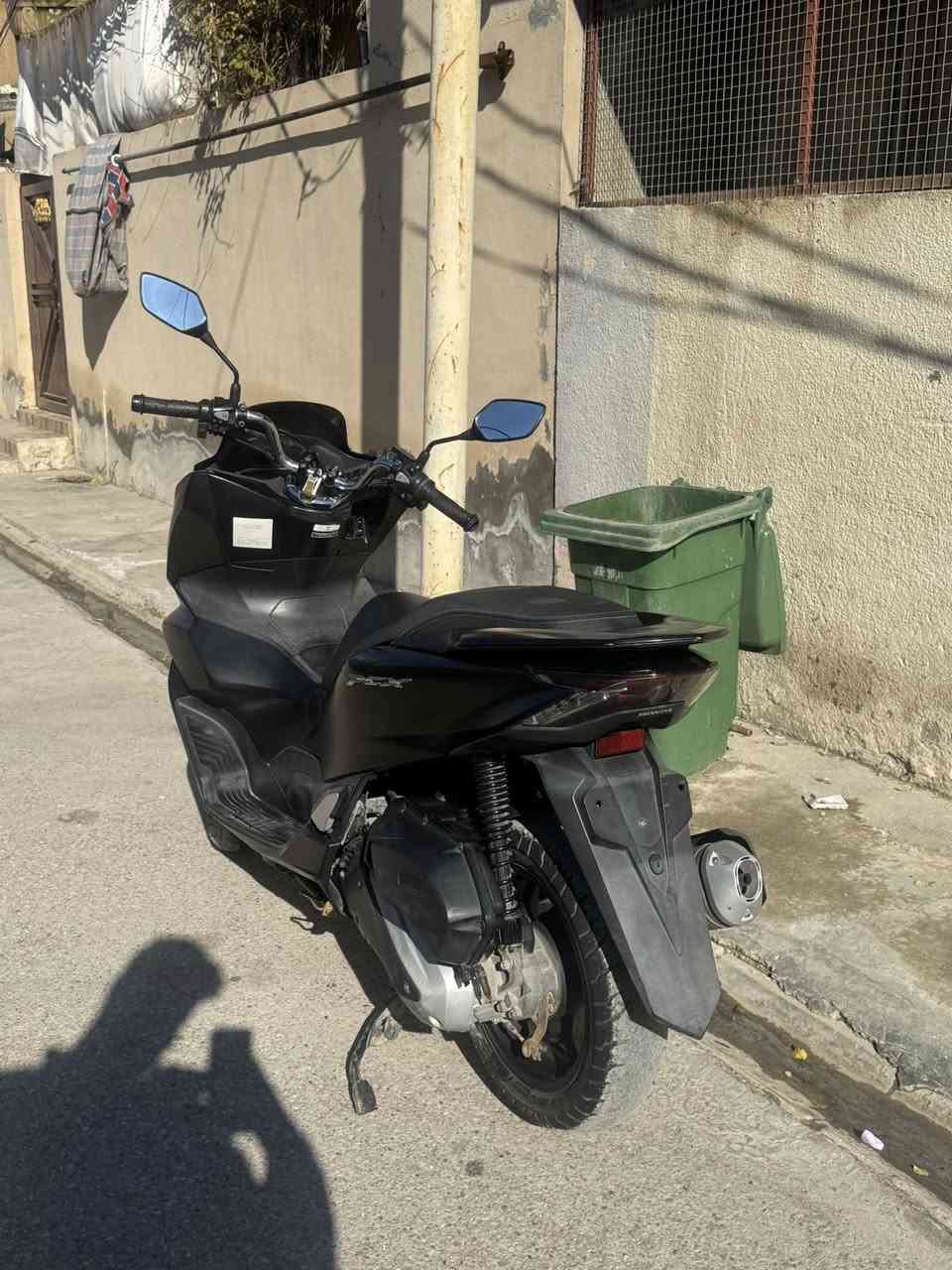 سلام عليكم.  بي سي  اكس جيل. رابع  كفاله. عامه من كلشي.  جيب وياك 100 فيتر. وفحص. شرط   دراجه جديده لوك  مال جناي.  جديده. بمعنه كلمه.  حساس زدحام.  حرف A  تتدفئه  بل يدات  دراجه. ربع ما ذب عليه   سعر. ١٧ وبيها مجال.  قليل     ستفسار. عله رقم.  ***********  مكاني ديالى. بعقوبه
