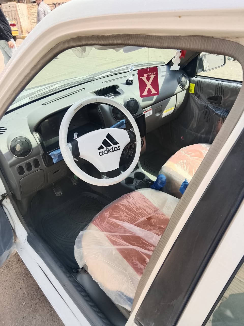 السلام عليكم سايبه موديل 12 للبيع سياره باسمي مصفره غرامات سعر 36 وبيها مجال مكان بغداد‏‪0770 495 9679
