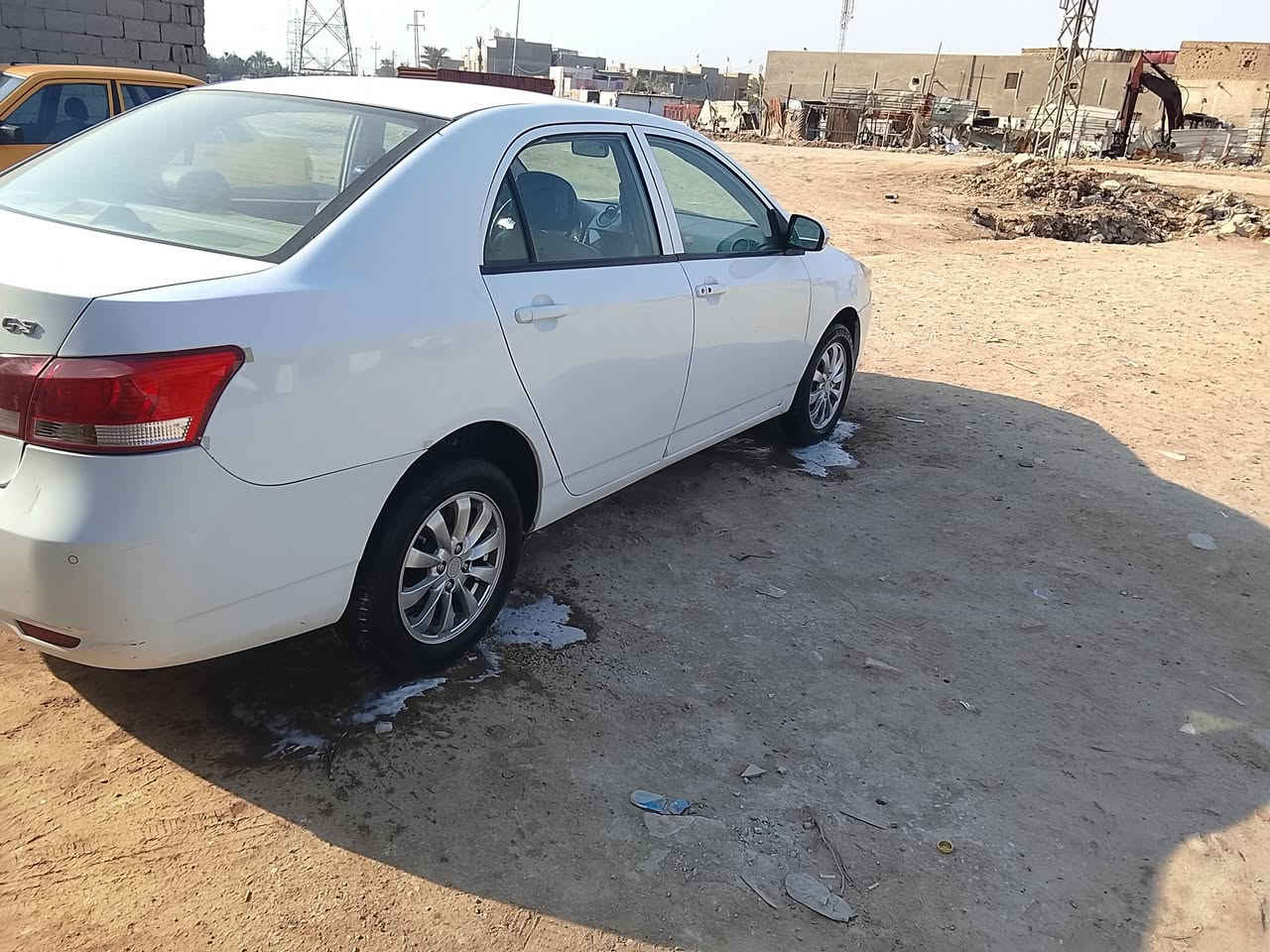 السلام عليكم بيوادي 2013 كير عادي رقم بغداد مكفوله من ظربه وتبديل وصبغ كير مكينه تبريد حداديه السياره ع وظع الشركه كلها كفاله 
سعرها 65وبيها مجال قليل مكانها بابل قرب مجسر نادر 
***********
