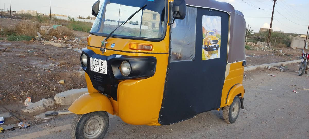 سلام عليكم تكتك البيع موديل17
تكتك معمره وصبغ كلشي حلوه وخير من الله 
رقم وسنويه تحويل ثاني يوم 
سعره 5 ملاين قفله 
رقم ***********
