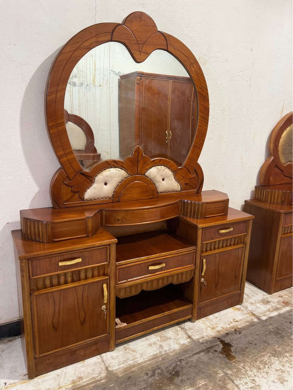 ملحقات تزكام صاج حديثات كاملات مع تخت سعر325ميسان العوفيه نهايه شارع سوك الاخضر مجمع الحمراني ***********
