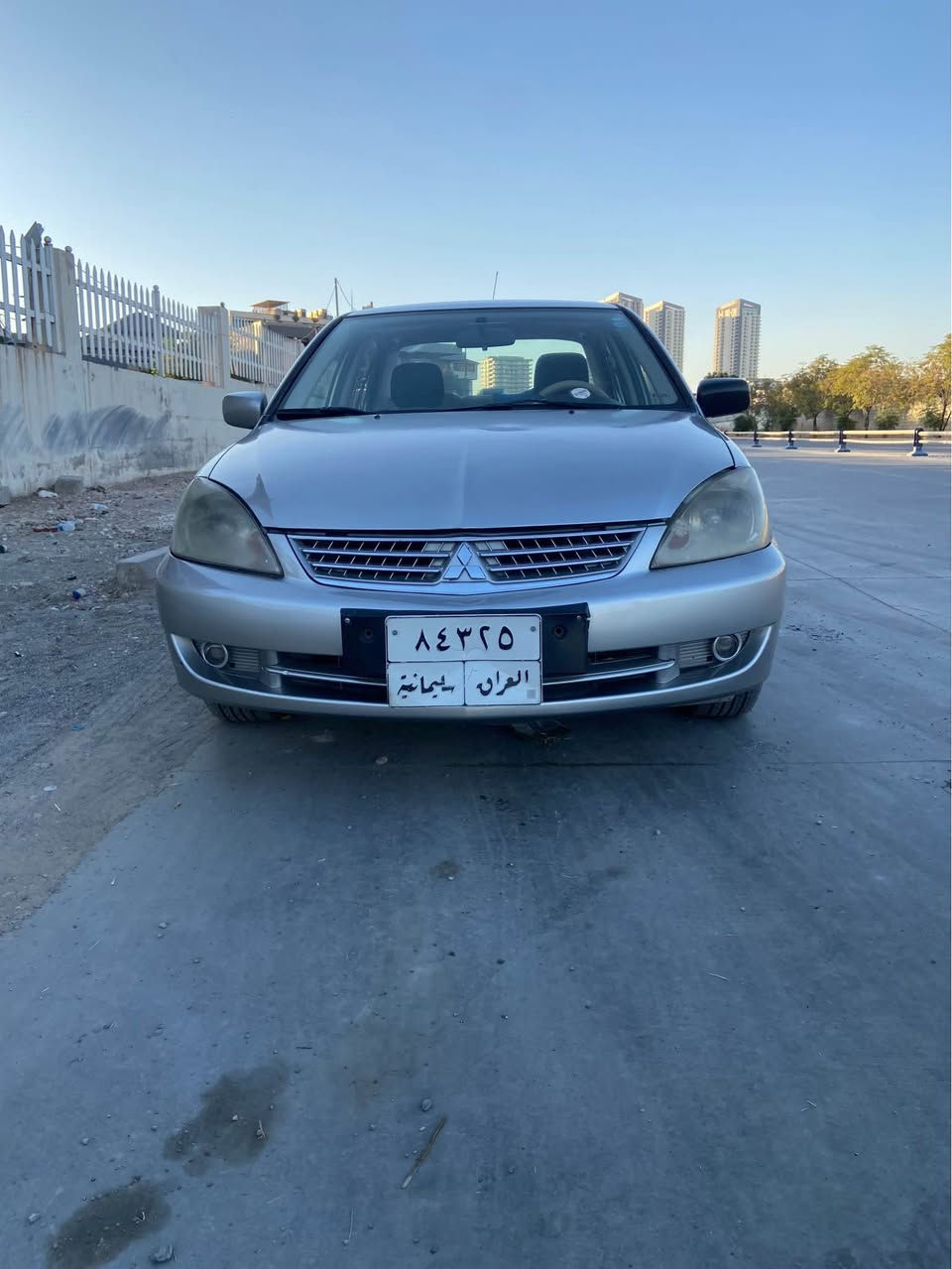 لانسەر ٢٠٠٨ مەکینە گەورە 
ئاوێنەو جام کارەبا دەسک نیکڵ 
تەبرید ساردو گەرم بە شەرت 
ویل کەپ شاشە ئایپاد 
سەنەوی تا ٢٠٢٨ تازەیە 
تەحویل و غەرامەو بڕاوە بە شەرت
کامل بۆیاخە لەسەر کاڵبونەوە بێجگە سەقف
 
*********** Singapore
