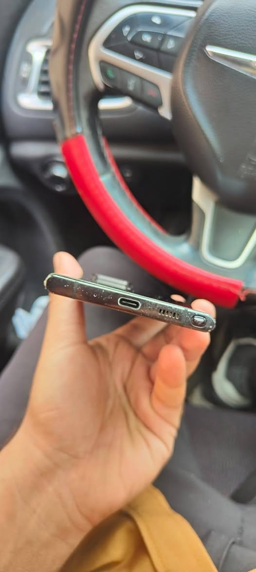 نوت 20 الترا 5g ٢٥٦ بي فطور بلشاشه وبي نقطه زغيره مماثره كله شغال طبيعي السعر ٢٧٥ مكاني اشعب حي اور


**إذا كنت صاحب هذا الإعلان وتريد حذفه لأي سبب، رجاءا أرسل رسالة إلى الدعم الفني**