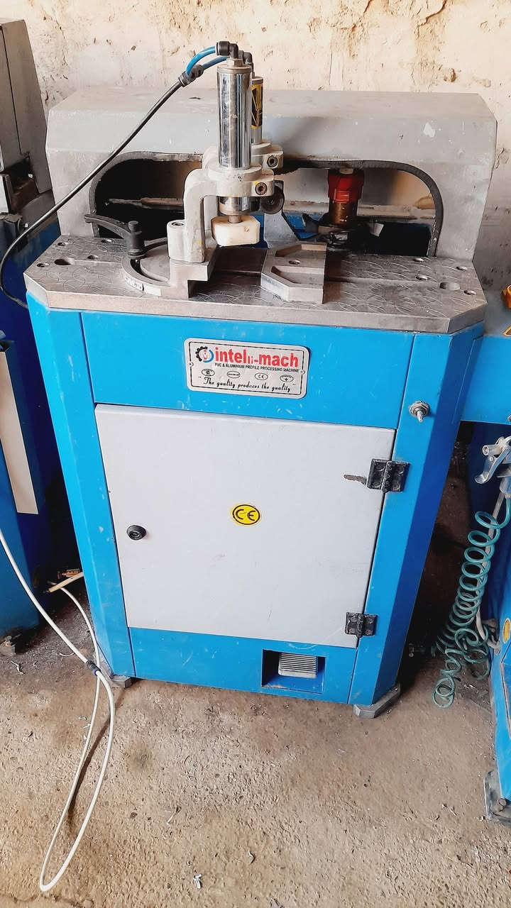 السَلٱمٌ عـَلـْيگمّ-ۈرحـْمّـٌة ٱللـّہ ﯙبُرگـّاتہ
معمل سولماز ثري فيز 5 قطع للبيع

***********

***********
