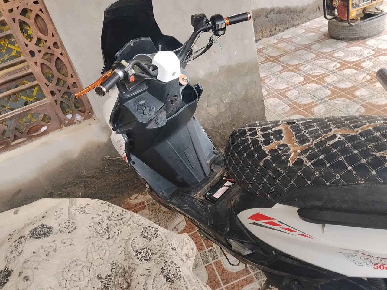 دراجه للبيع نضيفه
السعر450وبيهه مجال الاتصال *********** الديوانية
