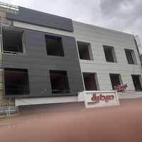 كادر حداده وتغليف للبنايات الحديثه بماده البورسلين والفرونتك و مقطع ال...