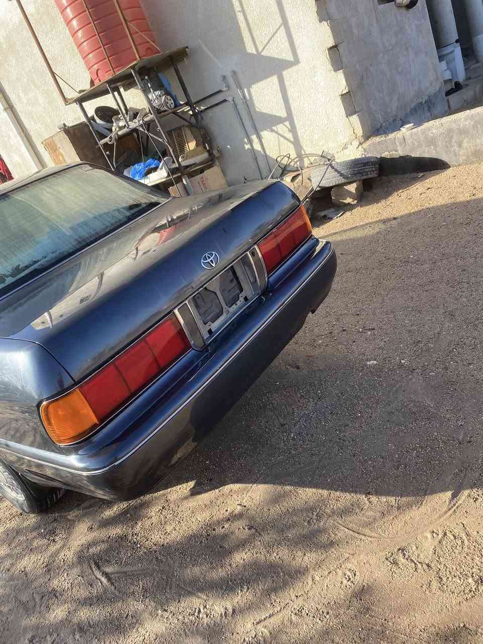 سلام عليكم
أرنب طويل مديل 1994 
صبغ جماليه صار شهرين 
رقم قادسيه بسم جاري سنويه منتهيه 
مكينه 3000
سعر 68وبيها مجال عنواني بصره  ***********
