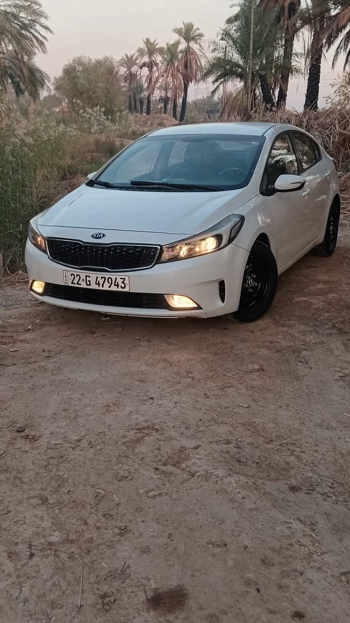 سيراتو18 خليجي بيهه بارد صفحت لسايق لسعر 154بيهه مجال  مكانهه قريب علا بسمايه للتواصل على الرقم 
***********
