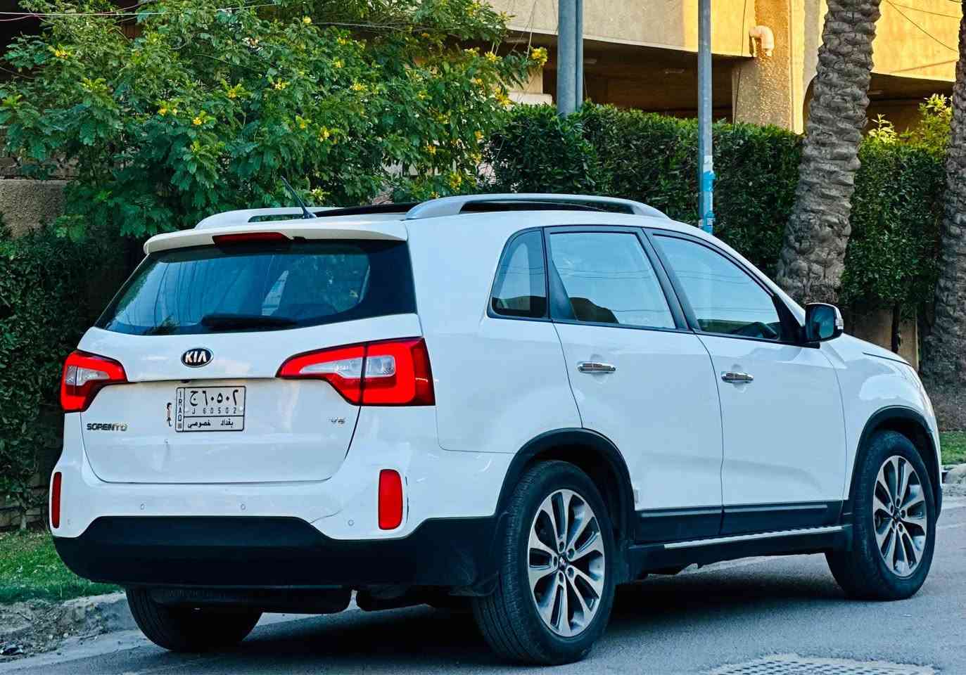 سورنتو 2013 شكل ال 2015 خليجي 

بانوراما 
مقعد كهرباء 
ماشيه 147الف كيلو
سونار سياره مرفق بالصور 
سياره نظيفه جداً 
استخدام شخصي 
العنوان بغداد السيديه
*********** للاستفسار بغداد, العراق
