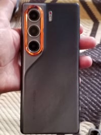 تكنو كامون ٤٠ فايف جي شراي يتصل 07874858541