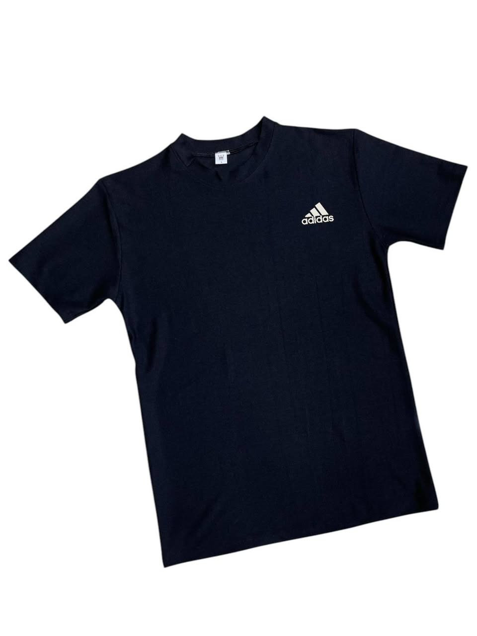 سعر جدا جدا جدا مناسب
بدي حجري مدور راقي جدا رجالي 
حجمL.XL.2XL.3XL 
للحجز على الواتساب ***********او الخاص
