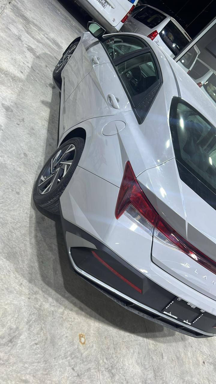 النترا  2025 
بيع مستعجل السعر 128 
لون سمنتي مميز
ماشيه 3000
كامره خلفيه 
تحكم ستيرن 
مانع انزلاق
 تدفئة كشنات
3 انظمه قياده 
تحديد مسار 
شاشه تدعم كار بلي 
 ويل كب حجم17
صور الحادث بلمنشور 
***********
