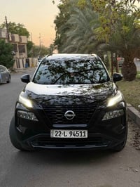 نيسان روج 2023 midnight ماشية 40 الف  بدون صبغ وبدون ايرباك  بارد جامل...