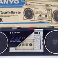 راديو مسجل • سانيو M-S300K • صنع باليابان