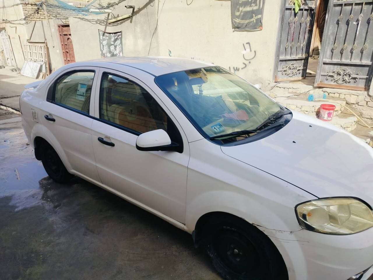 السلام عليكم
افيو 2011 مكينه وكير نضيفات حداديه توني مسويه تبريد شغال تخم تواير توني شاده سياره حلوه احله من صور تجي وتكلبه ابيع مداور ثاني يوم رقمه انكليزي  مكانه ناصريه سوك شيوخ سعره 65وبيه مجال حك جيه  هاذه رقمي ‏‪***********‬‏
