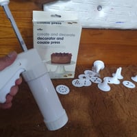 فتاحة علب فرنسي • محقنة تزيين كيك