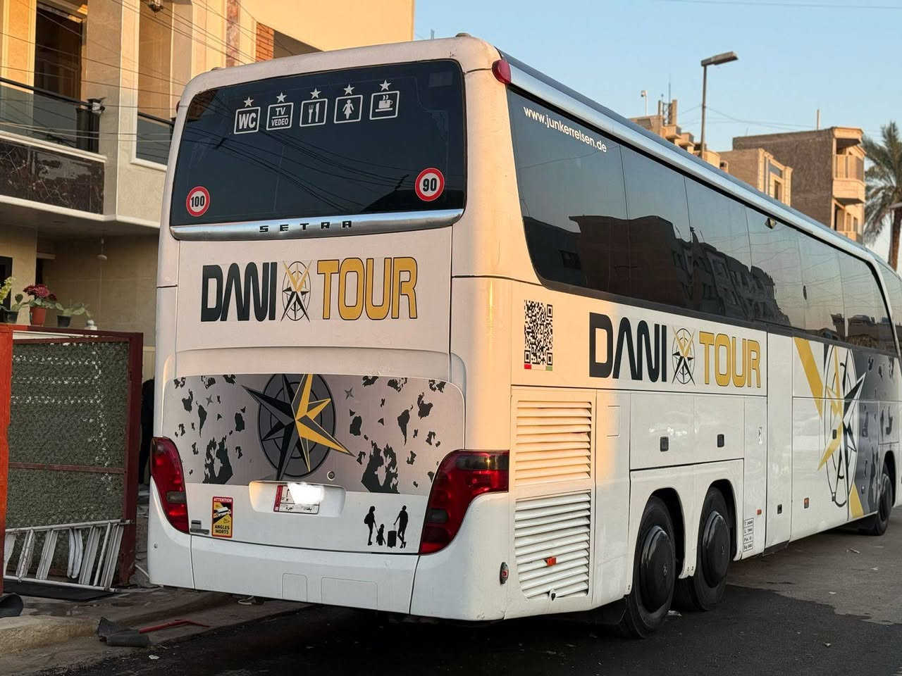 ام السيوف مديل 2005
مكينه8 كير عادي
‎٥٥راكب 
تخم تاير صدر جديد 
السياره جاهزه ومابيهة اي نقص 
تبريد ابوالزعانف 
رقم بغداد سترا اصولي مشروع وطني بسمي سنويه 2027
عنوان بغداد 
***********
