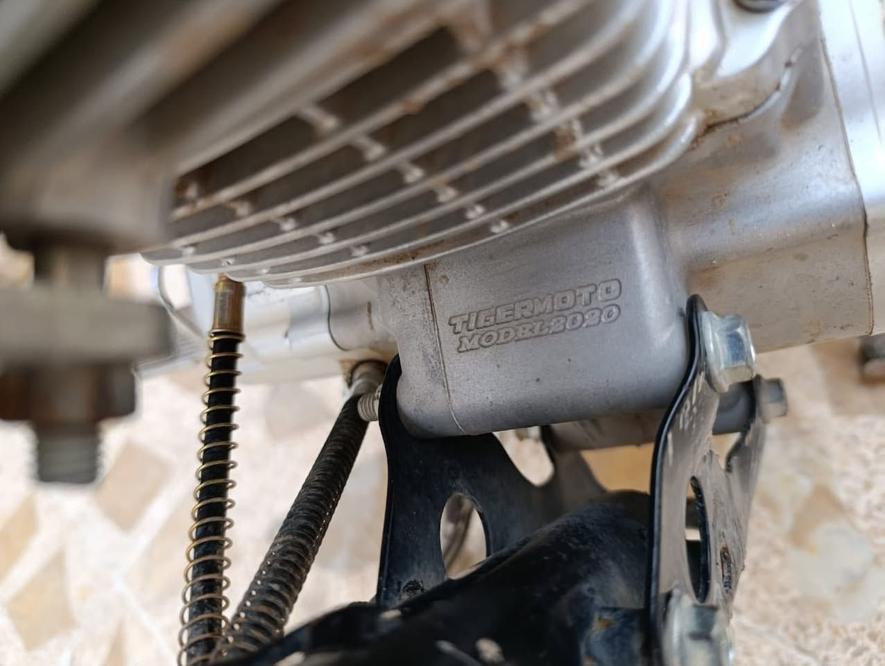 تايكر 2020المكينه خراسه كهربائيات كله  شغله السعر 450وبي مجال حك جيتك رقمي ‭٠٧٧٠ ٥٦٧ ٥٣٧٤‬
