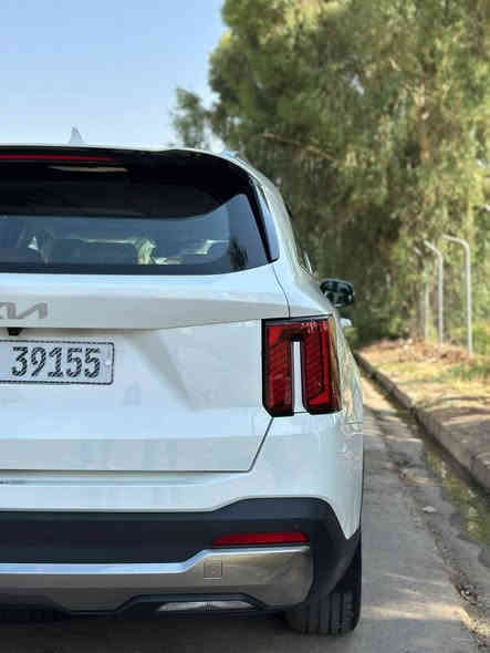 تحية طيبة🌹🌹
للبيع كيا سورنتو موديل 2024 

ضمان الشركة الدولية 

محرك 6
3500
         
حساسات امامي خلفيه
سايد بريك بصمه
تبريد 3قطع
 

الصور تحجي المواصفات  اعله فئه يعني فول للخير 

ماشيه 35 حقيقي استلام شركة أخت الزيرو 

اطارات الشركة جواها جدد لوك سبير منازل 

 السياره جديدة بمعنى الكلمة مكفوله كفاله عامه من كلشي

حتا من الزلغ

السعر 325 وبيه مجال

كامره حوادث

ارضيه دوشمه

رقم بغداد باسمي تحويل ثاني يوم 

العنوان بغداد حي الزهراء هاتف ***********
