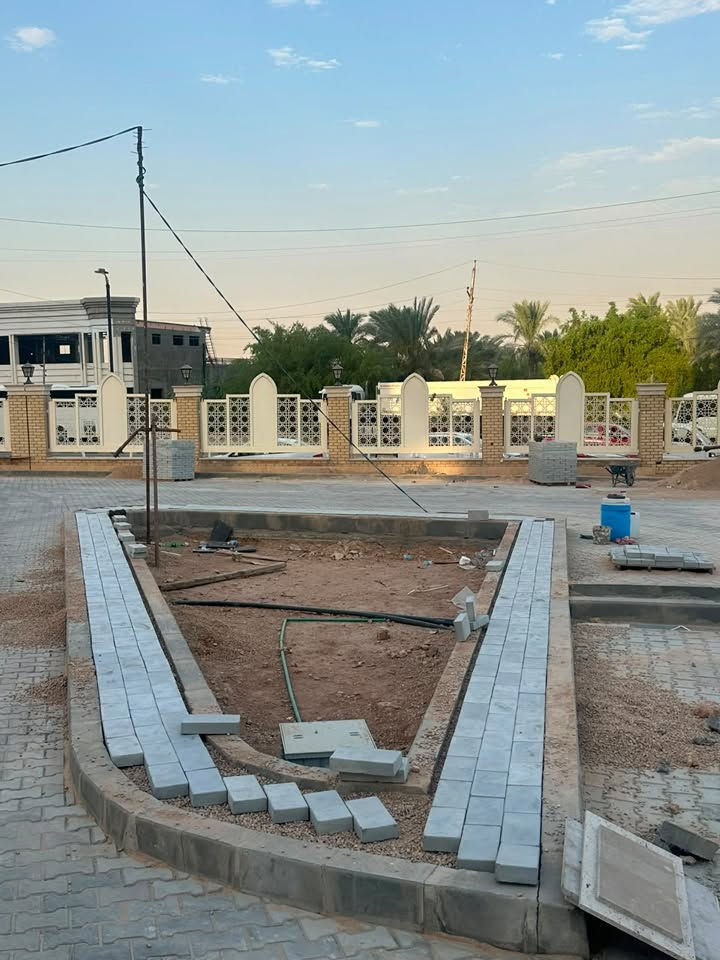من أعمال شركة الاسدي
 
تجهيز تجهيز فندق نسيم النجف 🏨
بلاط المقرنص الإسمنتي
قياس 📐 15*30
سمك6cm
 مطابق للمواصفات المختبرية
مقاومة انضغاط 60نيوتن
أملاح 2.8
مقاومة تآكل: أقل من 18 سم³/50 سم²
مقاومة انحناء: 7 MPa 

مستعدون لتجهيز كافة المشاريع 
المهندسين والمقاولين 
بجميع أنواع المقرنص 
والكاشي والكربستون والسواقي

للحجز والاستفسار
الاتصال على الرقم التالي
***********
