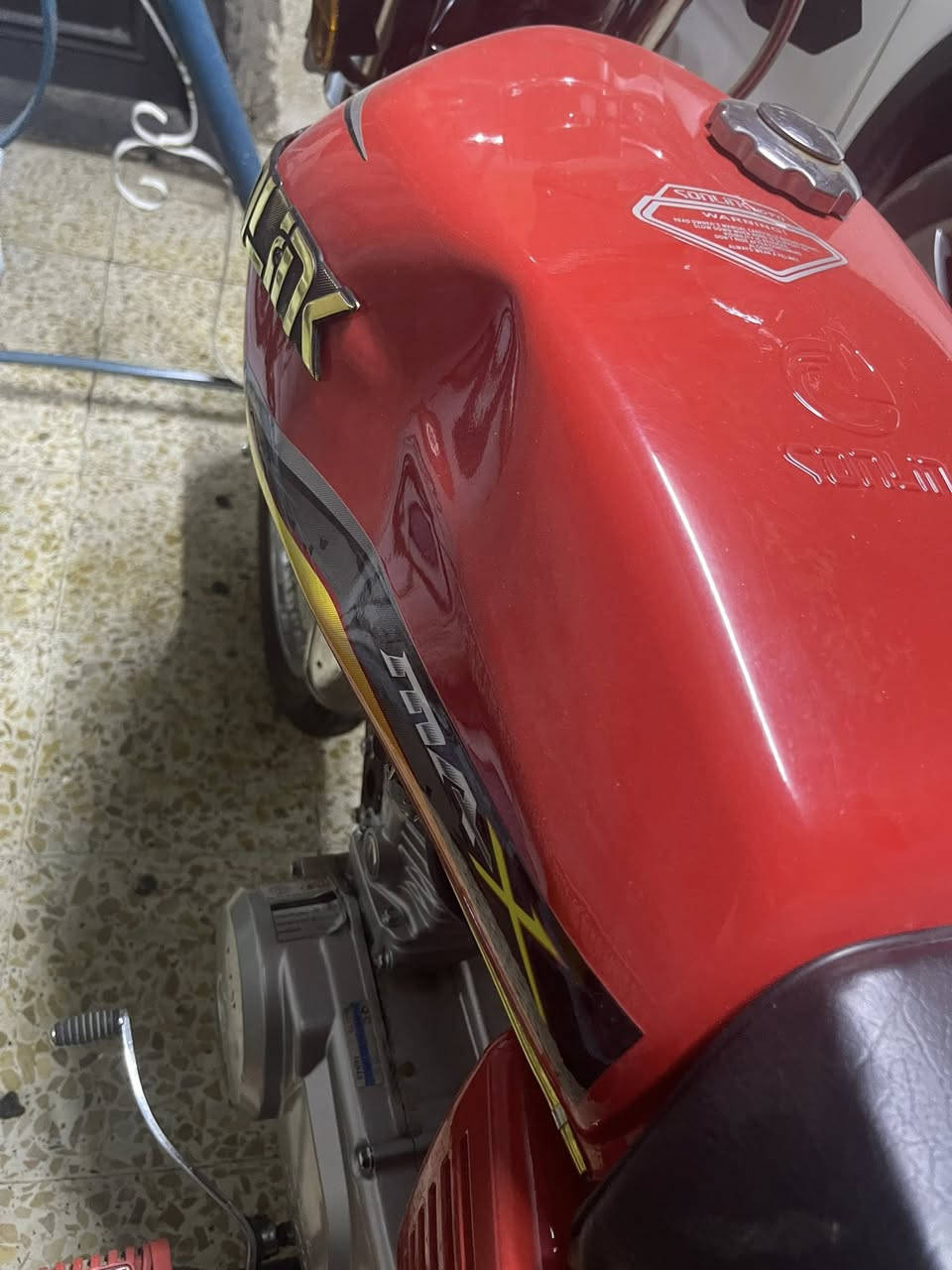 سلام عليكم
لل بيع ايراني سونليك موديل ٢٤ مرقم كركوك انكليزي دراجه اخو جديد مستعمل قليل نضافه فول محرك cc١٢٥ نضام ٥ كير بس تانكي من صفحه طب جوه مثل الي بل صوره بس مابيها اي خلل سعرها مليون و ٦٠٠ الف وبيها مجال بسيط اذا مو شراي لا تكسر بل حلال عالم شراي يتواصل عل واتساب او يختبرني ***********
