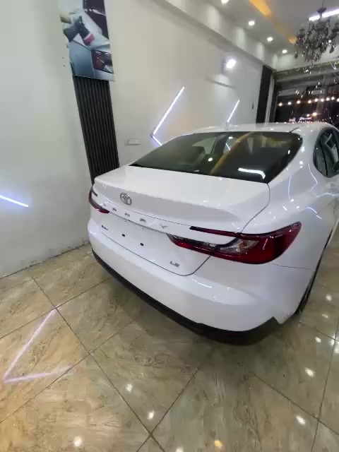 للبيع كامري موديل 2025 سياره حلوه حادثة حلوه بسيط سياره فول عده فتحه مكان سياره بغداد رايدهه 235 بيهه مجال شراي يتصل ***********
