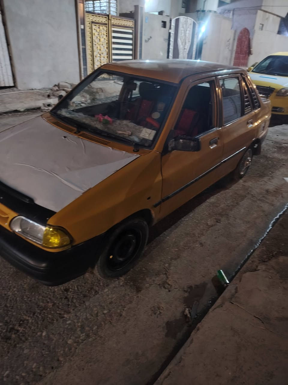 سلام عليكم خوان سياره سايبه للبيع موديل 2012كوبون هيه غرامات صفر شرعيه بل موصل مشروع وطني سنويه 27مكينه وكير شرط وهذه رقمي ***********طالب عليه 20وبيه مجال لطيبين
