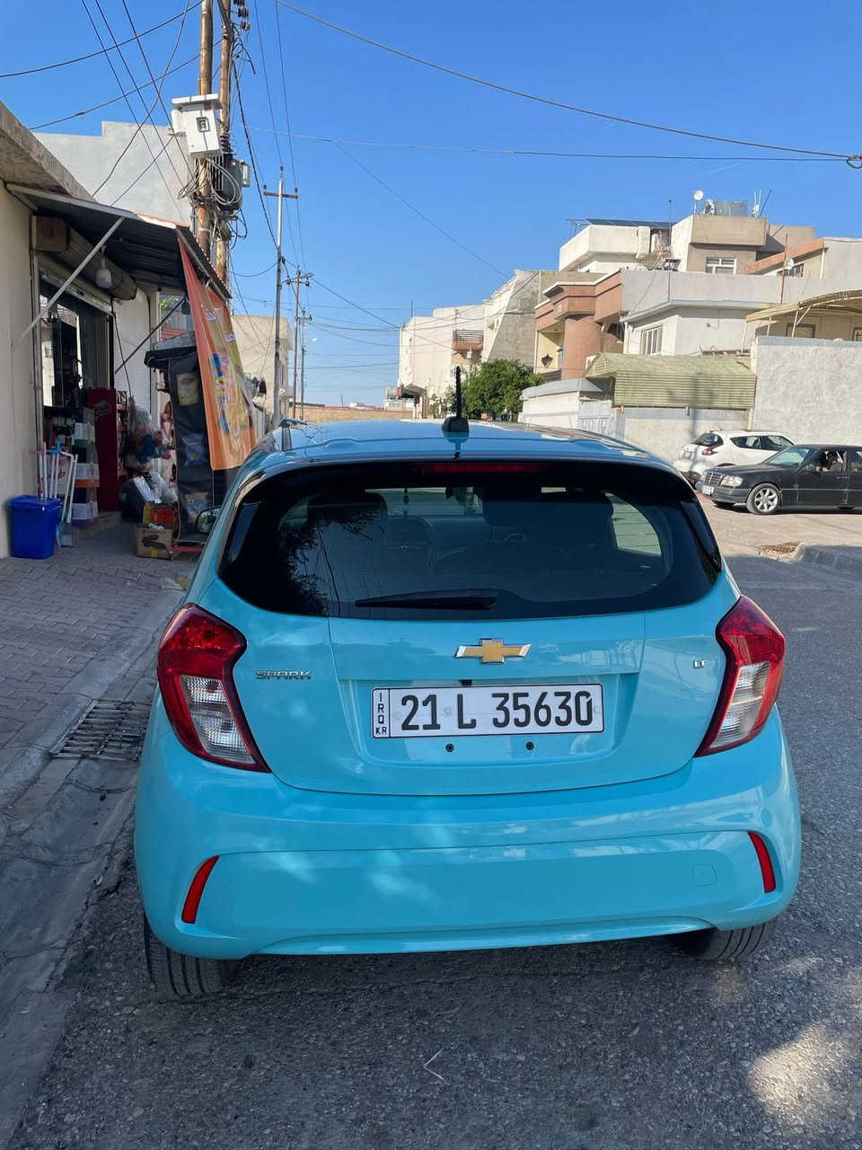 السلام عليكم سياره للبيع كلش نضيفه ما عيزهه غير بس سايق جديده وحلوه مثل ما موضح بل صور لون مميز كلش حلو محرك 1500ضررهه مالتهه فقط جامرلق امامي تعديل مو تبديل موديل 2021طالب عليهه 115$وبيهه مجال قليل مكاني كركوك رقم التلفون ***********
