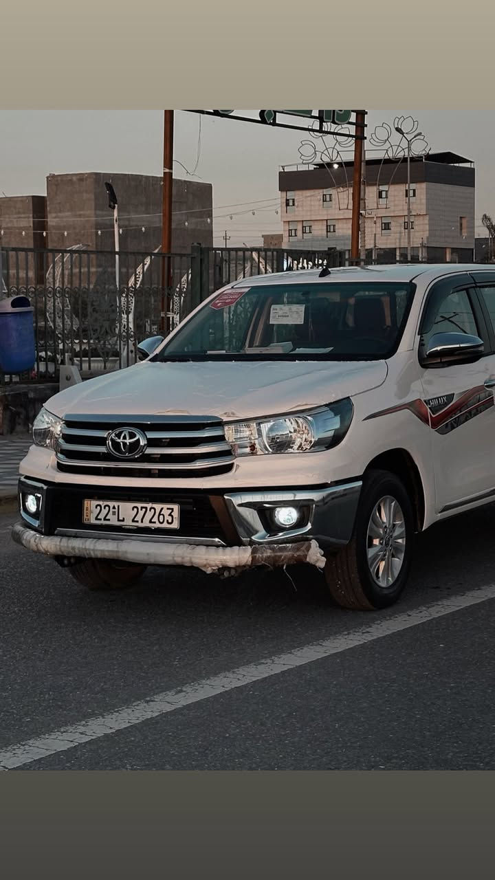 سلام عليكم اخوان فلاونزه او هيلوكس موديل 2025
سياره كفاله عامه ماشيه 1300الف وتلثميه كيلو اخت زيرو 
ضمان ساز وكاله مجانيه سياره ضمان ساز فول مواصفات تبريد خلفي حساس كامره خلفيه رقم اربيل مثبت سرعه شاحن لاسلكي مري شفط سعر (300)وبيها مجال مكان سياره بصره ***********وشكر
