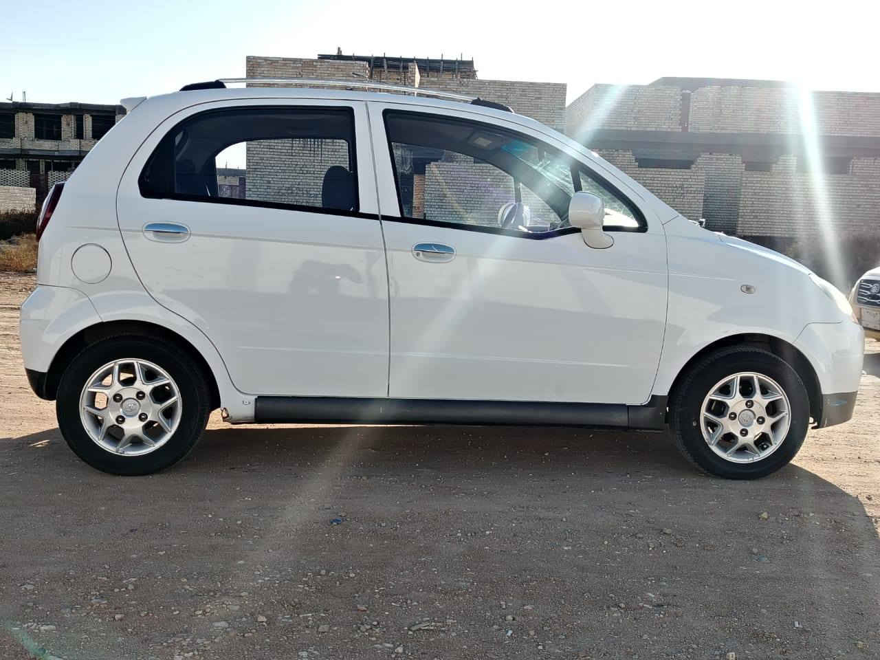 ادوات كصه وحده ٢٠١٢
بيها رقم وسنويه انكليزي 
دايو ماتيز 3 سلندر المرغوب
سياره فول اوتماتيك سياره وضع شركه
ولا غلطه كير محرك حداديه تبريد شرط زيروووووو
السعر ٢٩ بيها مجال جداً بسيط العنوان بابل
تفاصيل ع الخاص او اتصال ع الرقم ***********
