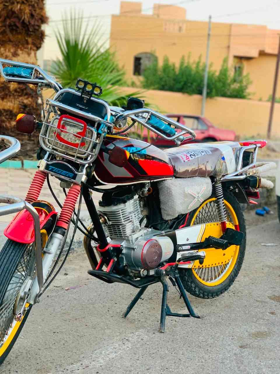 السلام عليكم 

تايكر2020 

محرك مامفتوح 125cc

جديد لوك مرتب ترتيب حلوو 

للبيع فقط ((السعر 550))

هـ***********
